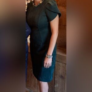 Calvin Klein 6- evergreen Midi Dress with Cap Sleeves